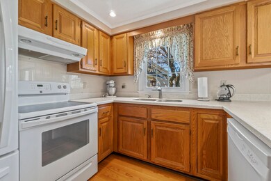 63 Flintlock Village unit 4, Wells, ME 04090 - photo 5