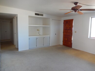 Living room w/built ins