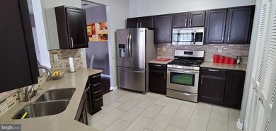 2493 Amber Orchard Ct E unit 104, Odenton, MD 21113 - photo 6