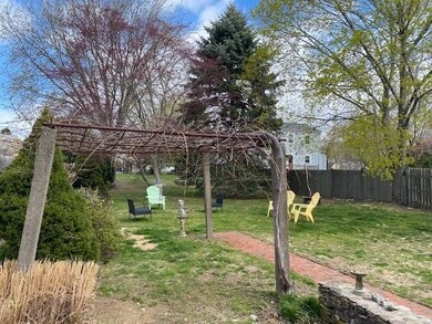 53 Maple Ave, Barrington, RI 02806 - photo 2