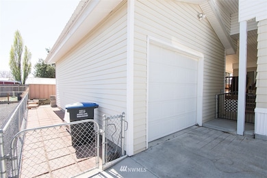 8597 Vince Rd NE, Moses Lake, WA 98837 - photo 7