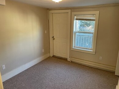 3 Rowland St unit 3, Marblehead, MA 01945 - photo 4