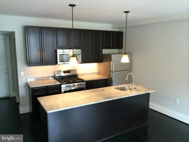 890 Tyson St unit 2A, Baltimore, MD 21201 - photo 2