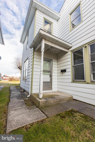 9 & 11 S Cherry St, Myerstown, PA 17067 - photo 7