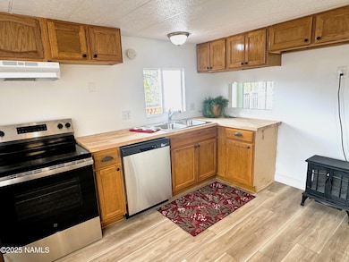 6061 N Snowflake Dr, Flagstaff, AZ 86004 - photo 3