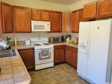 570 Preston Burr Ln, Reno, NV 89503 - photo 6