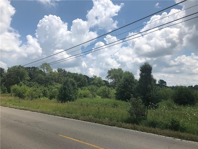 2735 W 38th St, Anderson, IN 46011 - photo 5