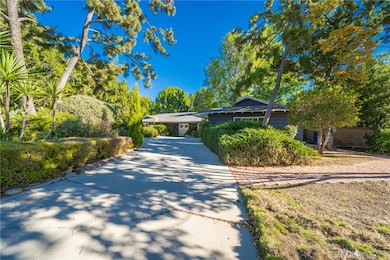 9356 Beckford Ave, Northridge, CA 91324 - photo 5