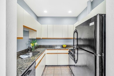 12 Linden St unit 2, Hudson, MA 01749 - photo 6