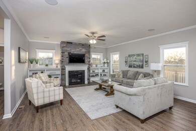 422 Millstone Ln, Finleyville, PA 15332 - photo 6