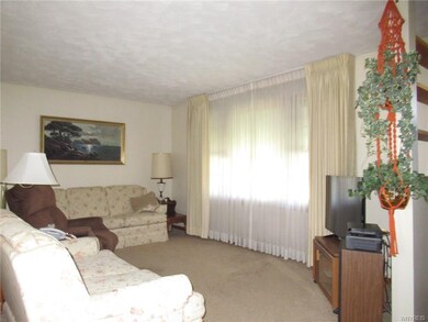 1271 Moll St, North Tonawanda, NY 14120 - photo 3