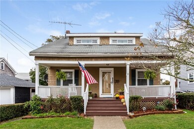 2 Apthorp Ave, Newport, RI 02840 - photo 3