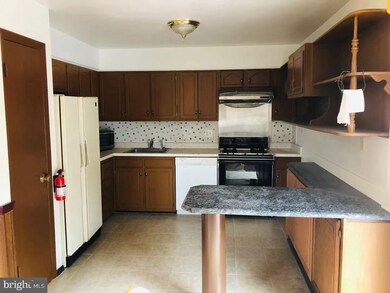 6 Stanrock Ct, Parkville, MD 21234 - photo 6