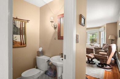 27 Summer St, Newburyport, MA 01950 - photo 5