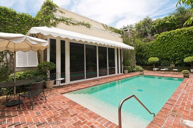 66 Middle Rd - MLS-9