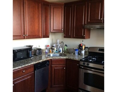 59 Hull St unit 10, Boston, MA 02113 - photo 4