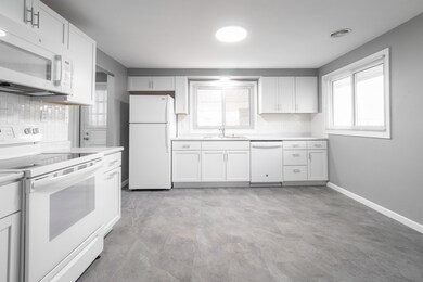 2916 15th St, Columbus, IN 47201 - photo 7