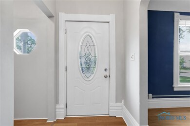 308 Crittenden Ave, Toledo, OH 43609 - photo 3