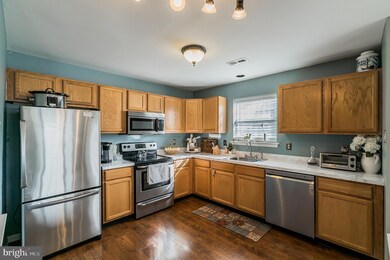 5105 Drawbridge Ct, Royersford, PA 19468 - photo 4