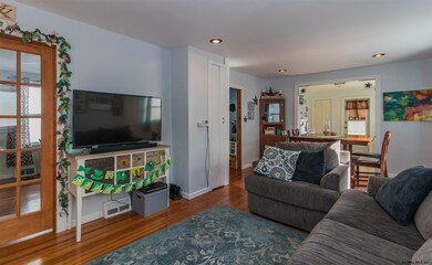 717 Cramer Ave, Schenectady, NY 12306 - photo 6