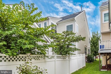 23129 Yellowwood Dr, Clarksburg, MD 20871 - photo 4