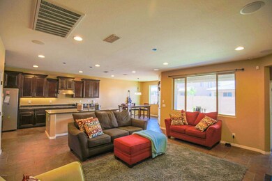 1512 E Kingbird Dr-Gilbert, AZ  85297-Un