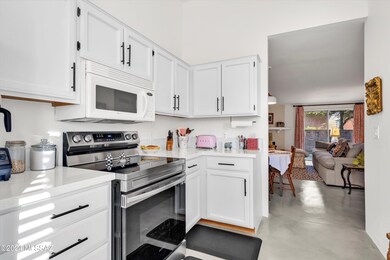 -Kitchen