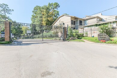 86 Legend Ln, Houston, TX 77024 - photo 6