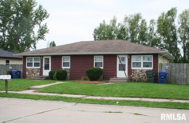 635 & 637 W 63rd St, Davenport, IA 52806 - photo 6
