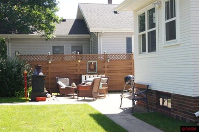 526 N Jefferson St, New Ulm, MN 56073 - photo 4