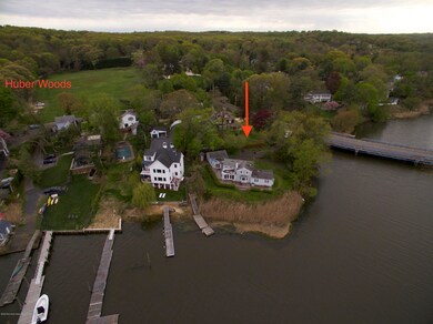 frontfacing drone:huber woods 3