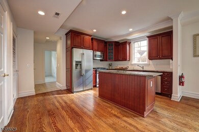 34 Schmidt Cir, Watchung, NJ 07069 - photo 4