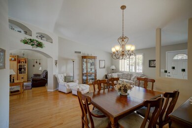 Living/dining room