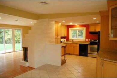 27 Edith Rd, Framingham, MA 01701 - photo 3