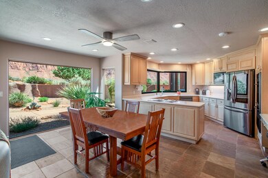 Kitchen Dining Area