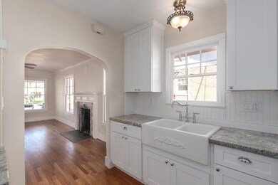 5241 n 8th 6