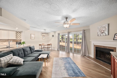 9-web-or-mls-7707-falcon-rest-cir