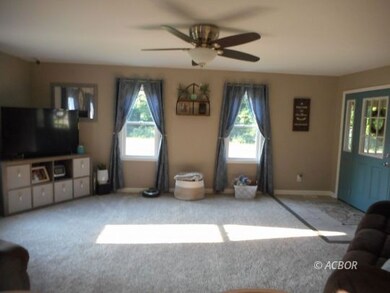 70 Toledo St, Glouster, OH 45732 - photo 5