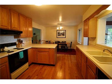 3423 S Barstow Ave, Toledo, OH 43623 - photo 5