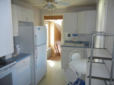 858 E Susquehanna St, Allentown, PA 18103 - photo 5