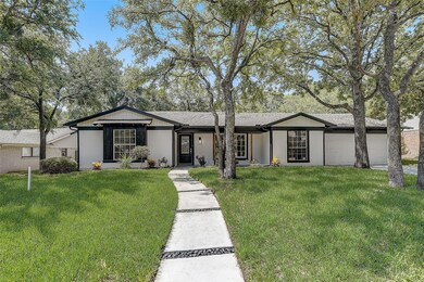 700 Kentwood Cir, Bedford, TX 76021 - photo 2