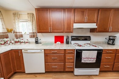 470 New Hope Church Rd, Enoree, SC 29335 - photo 5