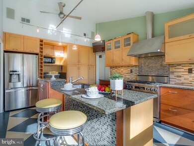 6416 Crosswoods Dr, Falls Church, VA 22044 - photo 2