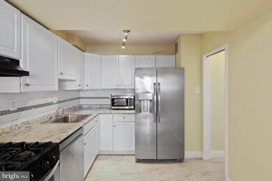 Skyline Plaza unit 2209N, Baileys Crossroads, VA 22041 - photo 5