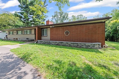 19633 Mahon St, Southfield, MI 48075 - photo 6