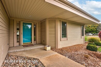 848 Windrush Ct unit 18, Saginaw, MI 48609 - photo 5