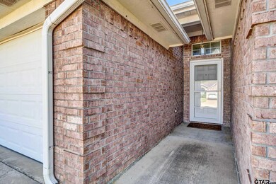 5794 5794 Mustang Trail, Tyler, TX 75707 - photo 4