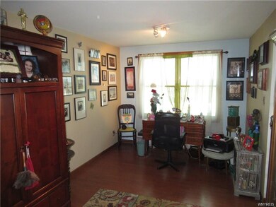 253 Selkirk Dr, North Tonawanda, NY 14120 - photo 4