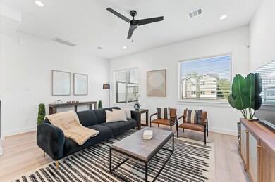 808 Curtin St unit G, Houston, TX 77018 - photo 7