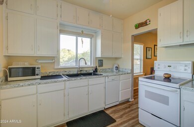 665 S 3rd St-19